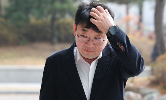 내란특검 참고인 조사 받은 유튜브 '신의한수' 신혜식 대표