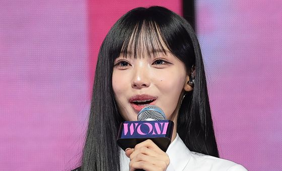 라이브 논란에 관한 질문에 답하는 리센느 원이