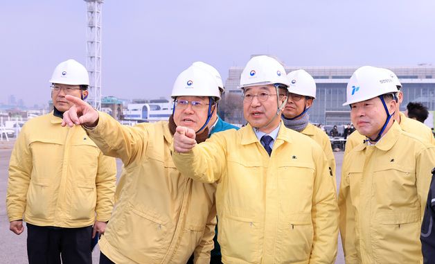 레디코리아 4차 훈련 현장방문한 윤호중 행안부 장관