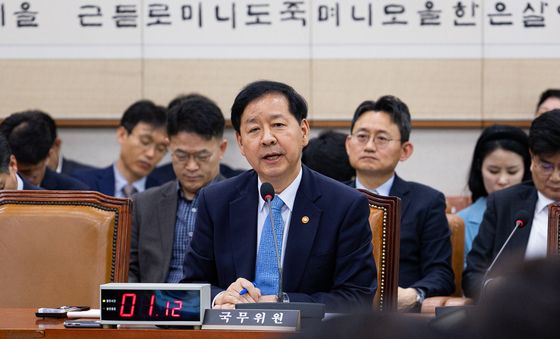 답변하는 구윤철 부총리 겸 기재부 장관