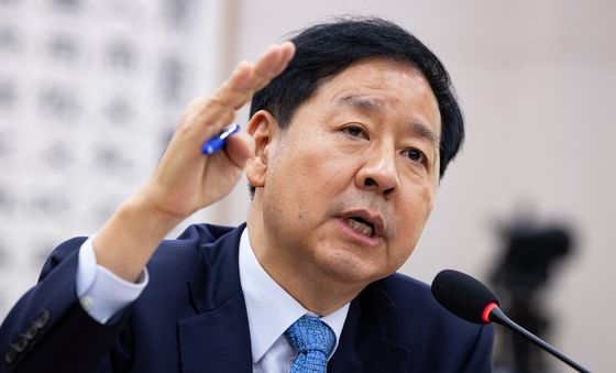 답변하는 구윤철 기재부 장관