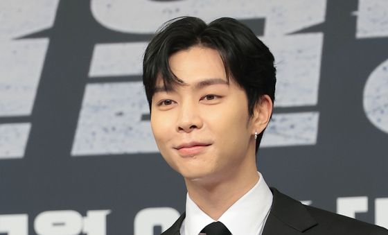 쟈니, 멋짐 엄지척