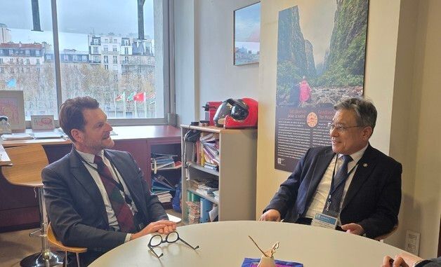 유네스코 세계지질공원 관계자 만난 허민 청장