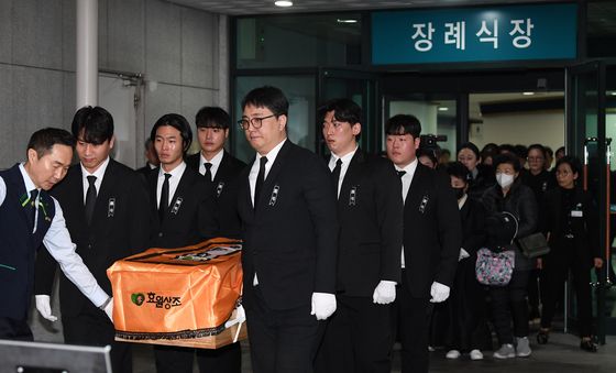 故 이순재 발인 엄수