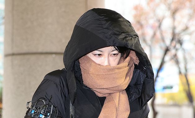 문다혜, 항소심 첫 공판 출석