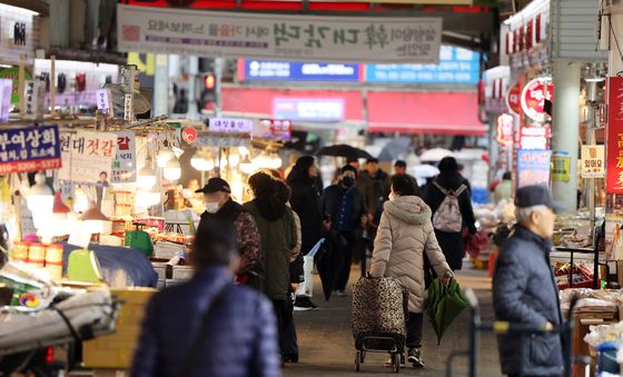 3분기 가계 실질소비 3분기째 하락