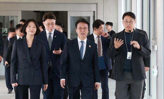 네이버 데이터센터 살펴보는 김민석 총리