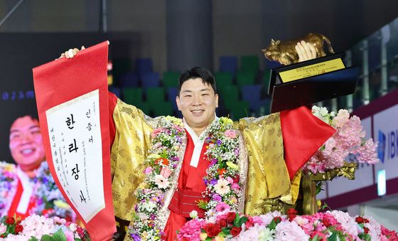 의성천하장사씨름대회 한라장사에 울주군청 김무호