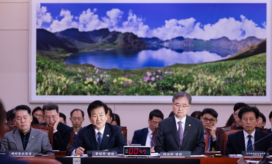 국회 외통위 현안질의