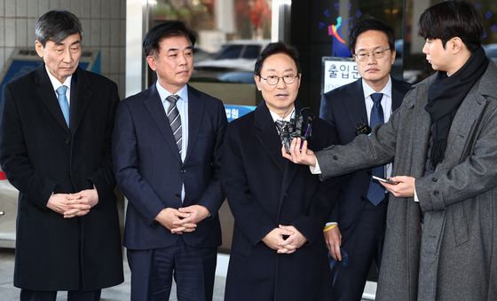 '패스트트랙 충돌' 박범계 벌금 400만원·박주민 300만원 구형