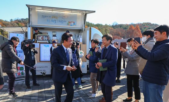 청년들 만난 김민석 총리