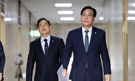 여야 원내대표 및 기재위 간사 회동 참석하는 송언석 국민의힘 원내대표