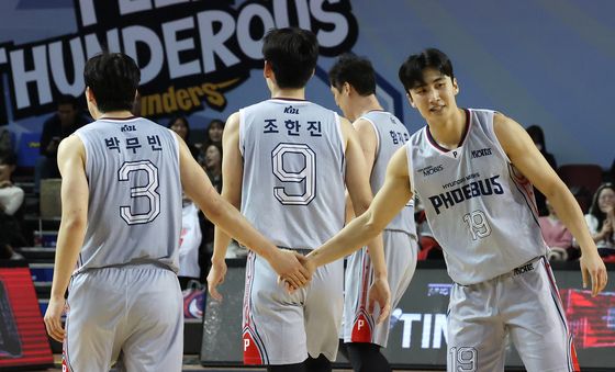 크게 리드하는 현대모비스