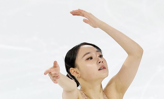 김채연, 사랑스러운 무대