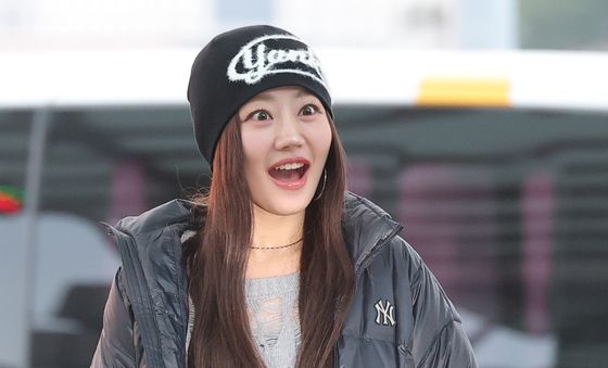 쥴리, 팬과 소통하며 출국