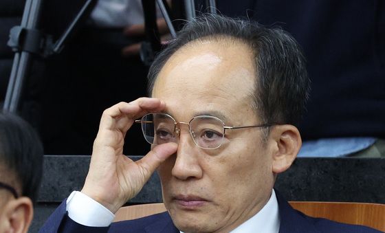 '구속영장 청구' 의원총회 참석한 추경호