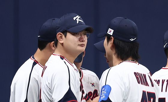 국가대표팀 유니폼 입은 김서현