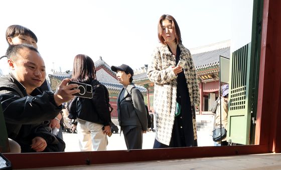 조각난 유물이 예술 작품으로