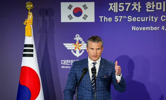 미 국방장관 "한국 핵추진잠수함 도입 최선 다해 적극 지원"