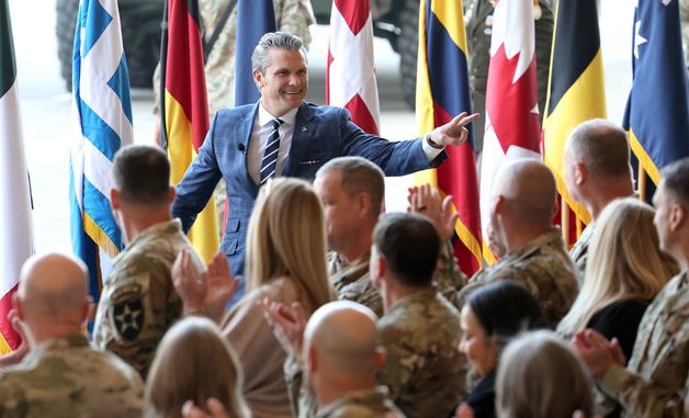 한미 장병격려행사 참석하는 피트 헤그세스 장관