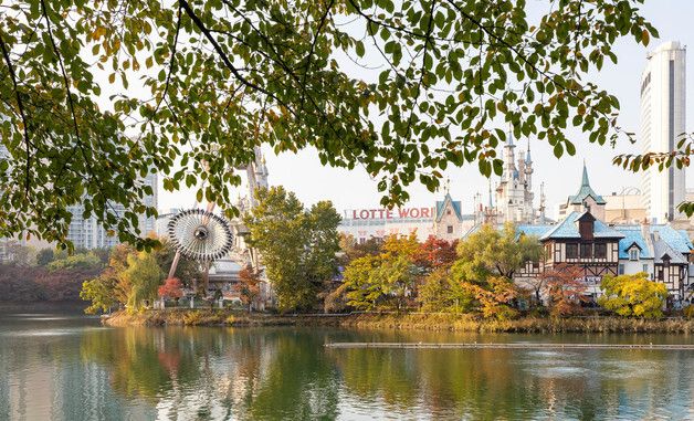 롯데월드, '매직아일랜드'에서 즐기는 가을 전경
