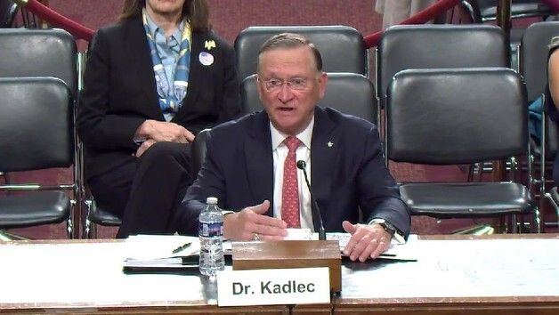 [포토]상원 인사청문회서 답변하는 캐들렉 美국방부 차관보 지명자