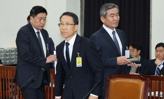 [국감]정보위 국감 출석하는 유재성 직무대행