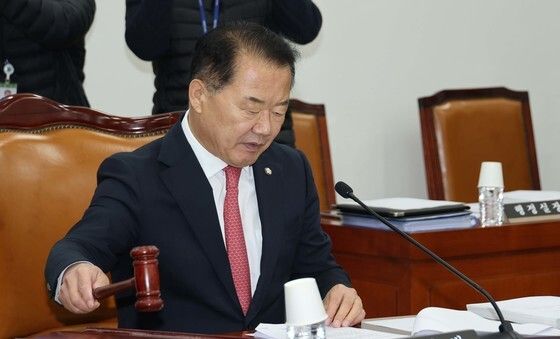 [국감]정보위 국감 개의하는 신성범 위원장