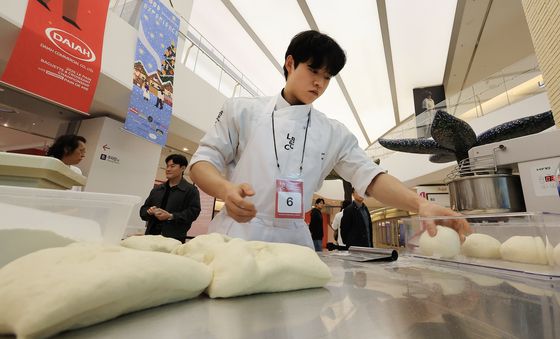 우리 밀 반죽으로 심사위원들을 사로잡겠어