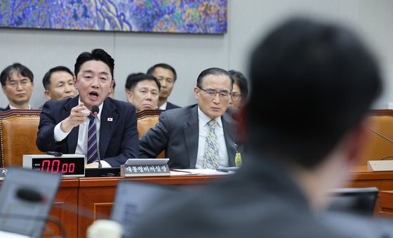 [국감]반박하는 강훈식 비서실장