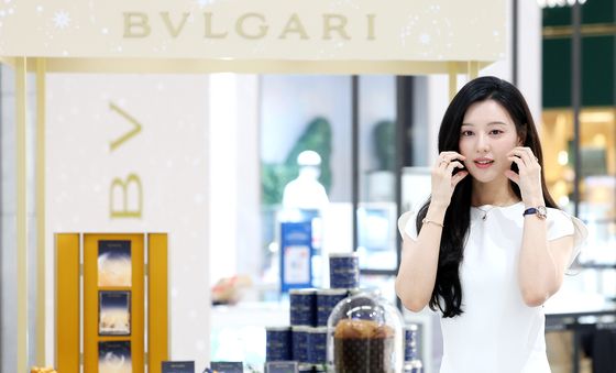 김지원, 크리스마스 처럼 달콤한 볼 하트