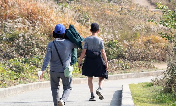 입동, 아직은 반팔