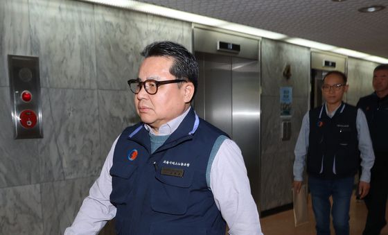 중앙노사교섭회의 참석하는 서울시 버스노조