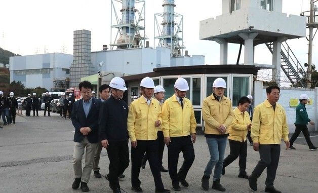 정청래, 울산화력발전 사고현장 방문