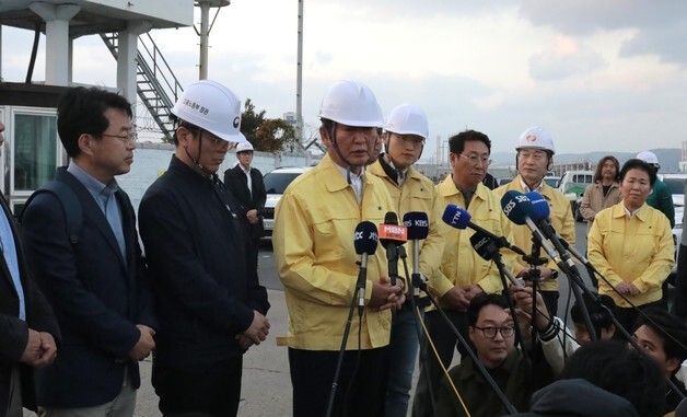 울산화력발전 사고현장 찾은 정청래 대표