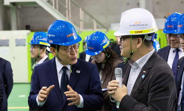 이재명 대통령 '한국핵융합에너지연구원 방문'