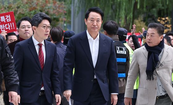 오세훈 서울시장, 김건희 특검 출석