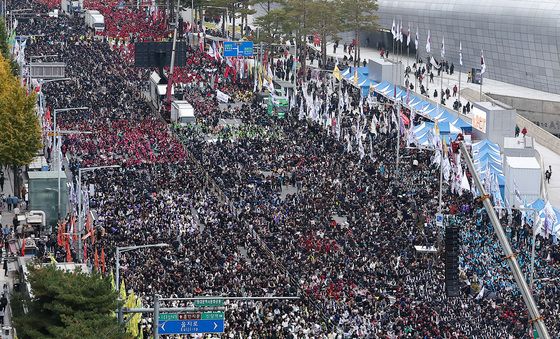 동대문 채운 민주노총 '전태일 열사 정신계승 2025 전국노동자대회'