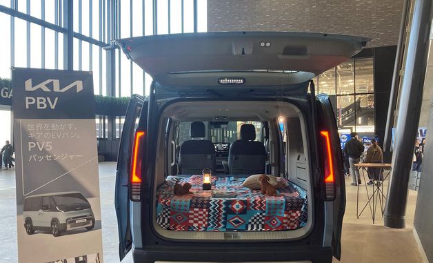 기아, '한일 드림 플레이어즈 게임 2025'에서 PV5 전시