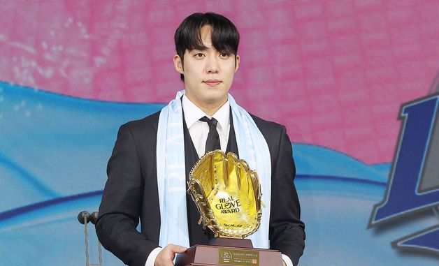 원태인, 2025년 선수들이 뽑은 최고의 선발투수