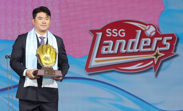 노경은 '구원투수상 수상'