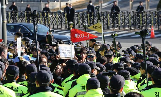 대통령 면담 요청하는 무안공항 제주항공 참사 유가족