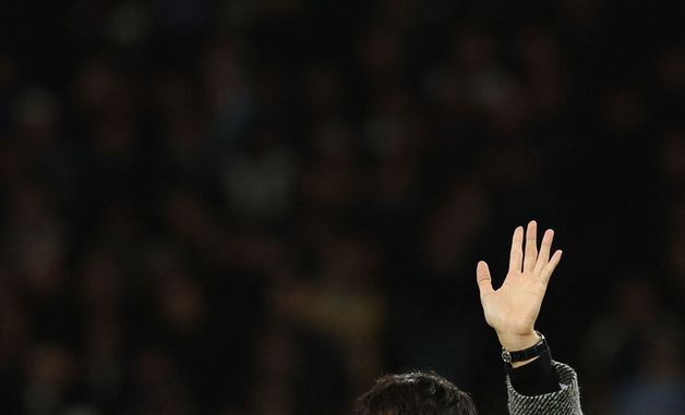 '토트넘 레전드' 친정 찾아 작별인사