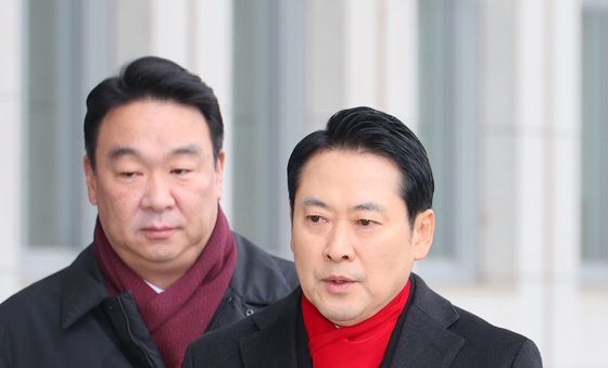 천막 농성장 향하는 장동혁