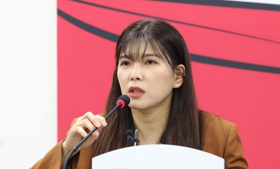 인요한 의원 의원직 승계 예정인 이소희 변호사