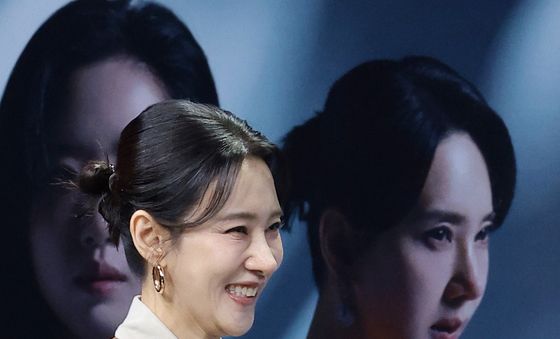 '첫 번째 남자'로 돌아온 배우 오현경