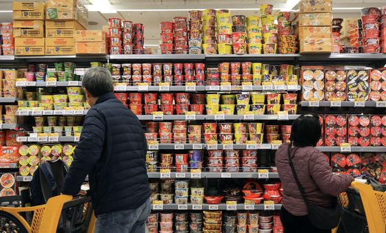 K 푸드 열풍, 라면 수출액 전년 대비 21% 넘게 증가