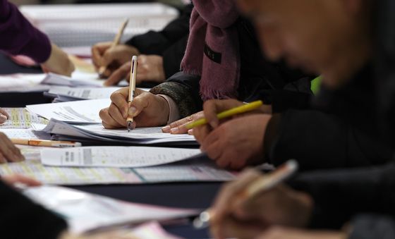 치열한 어르신들의 취업전선