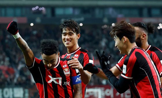 마이클 잭슨 세리머니 펼치는 린가드