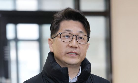 특검 출석하는 문지석 검사